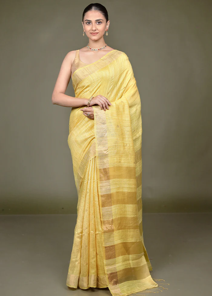 Yellow Handloom Matka Pure Silk Saree With Blouse Piece - Image 2