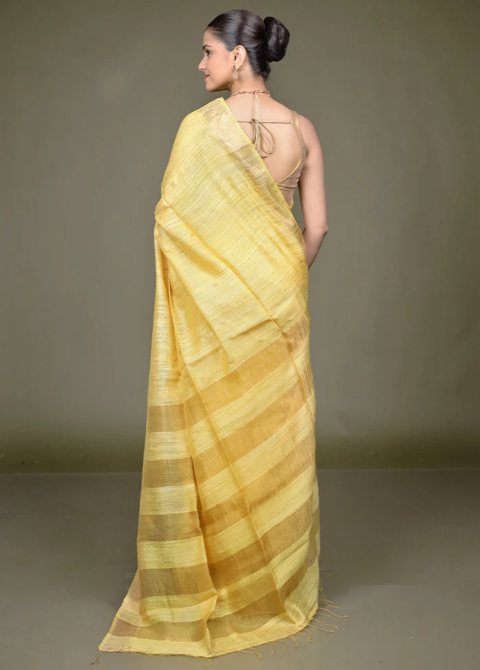 Yellow Handloom Matka Pure Silk Saree With Blouse Piece - Image 3