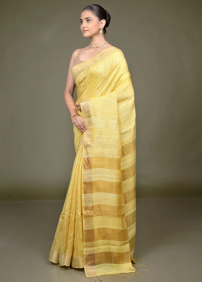 Yellow Handloom Matka Pure Silk Saree With Blouse Piece - Image 4