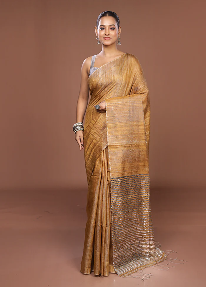 Yellow Handloom Matka Pure Silk Saree With Blouse Piece - Image 2