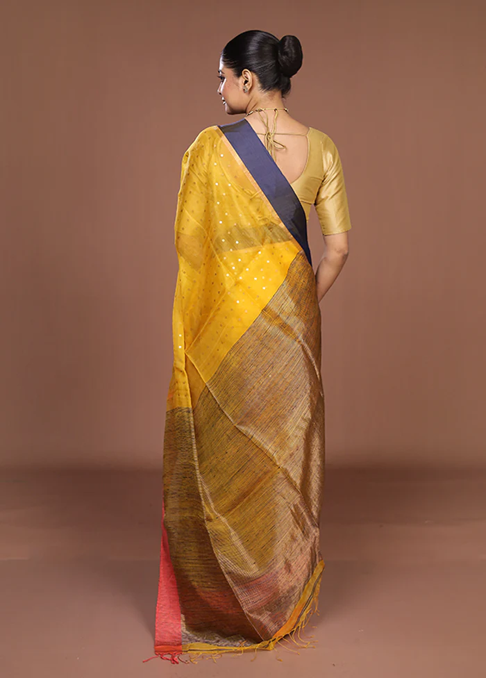 Yellow Handloom Matka Pure Silk Saree With Blouse Piece - Image 3