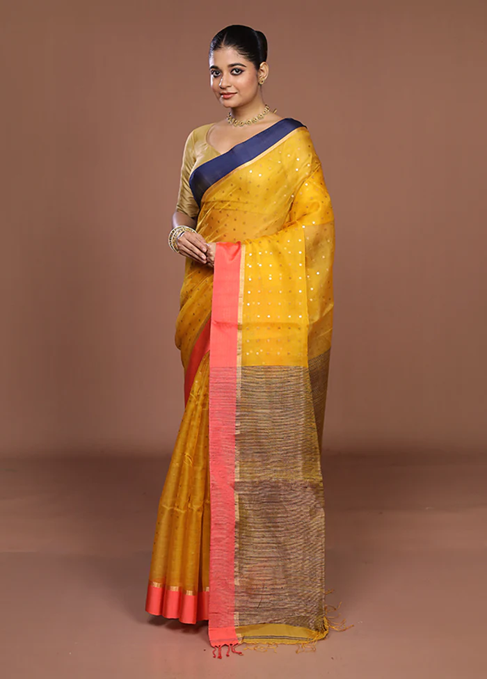 Yellow Handloom Matka Pure Silk Saree With Blouse Piece - Image 4