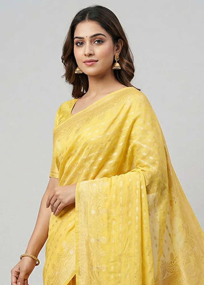 Yellow Handloom Pure Georgette Saree With Blouse Piece - Image 2
