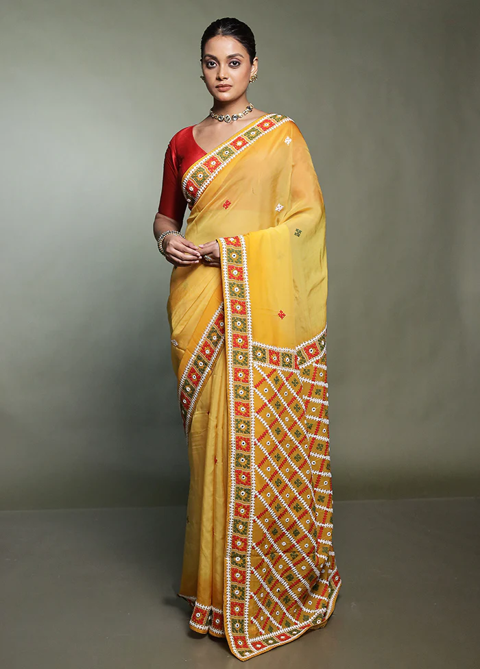 Yellow Handloom Pure Georgette Saree With Blouse Piece - Image 2