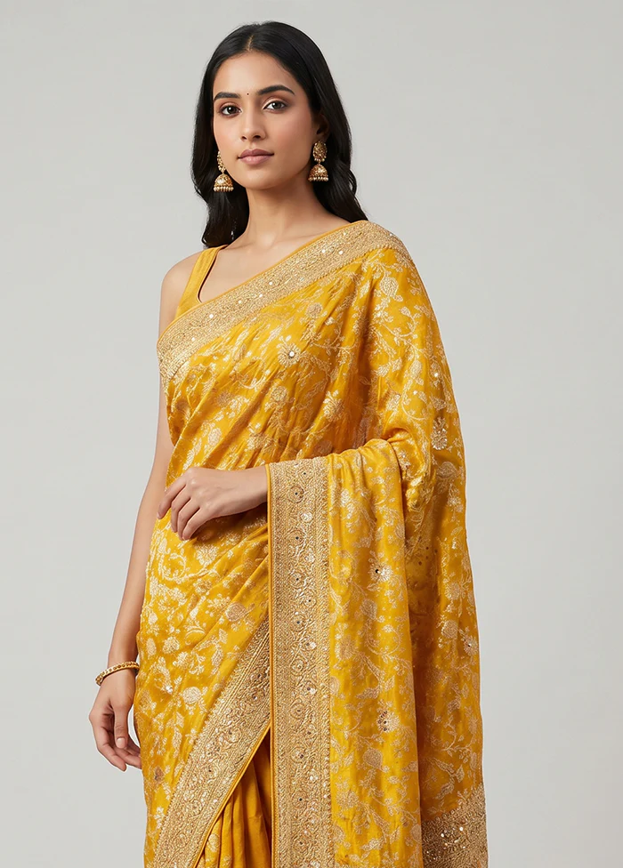Yellow Handloom Pure Georgette Saree With Blouse Piece - Image 2