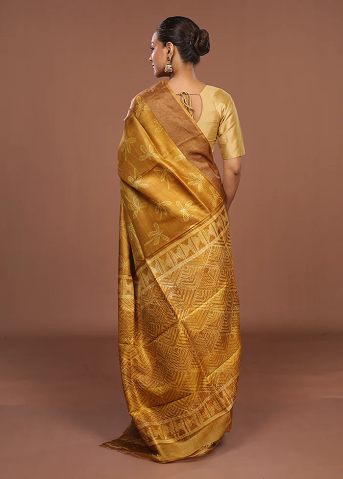 Yellow Handloom Tussar Pure Silk Saree With Blouse Piece - Image 3
