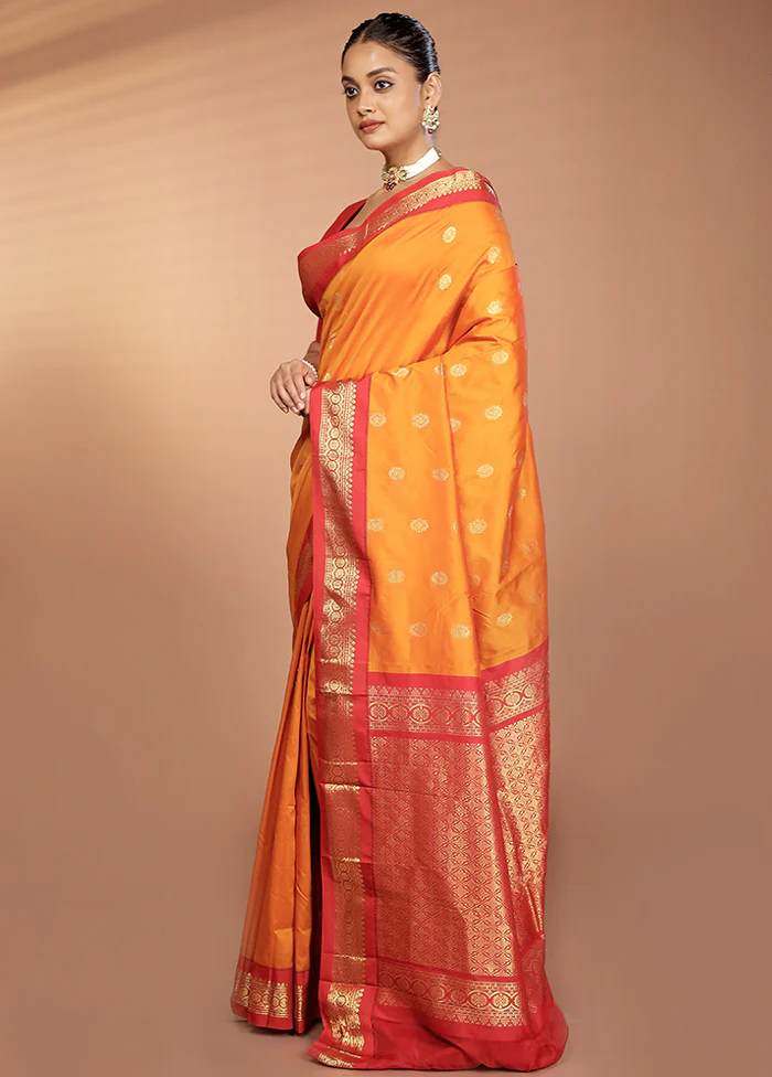Yellow Kanjivaram Silk Saree With Blouse Piece - Image 4