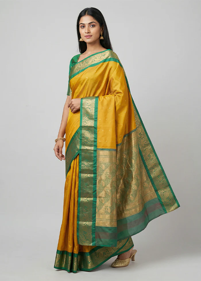 Yellow Kanjivaram Silk Saree With Blouse Piece