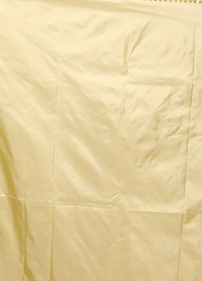 Yellow Kanjivaram Silk Saree With Blouse Piece - Image 5