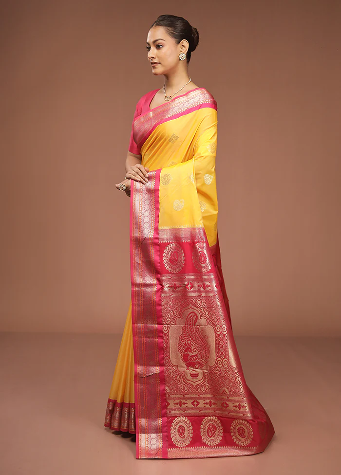 Yellow Kanjivaram Silk Saree With Blouse Piece - Image 4