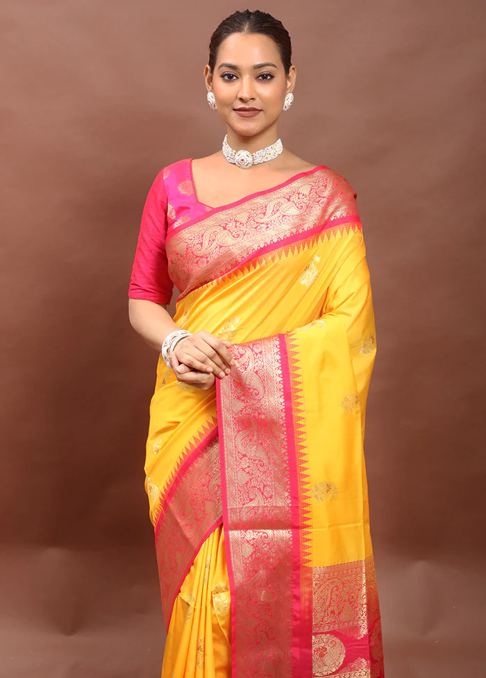 Yellow Kanjivaram Silk Saree With Blouse Piece - Image 2