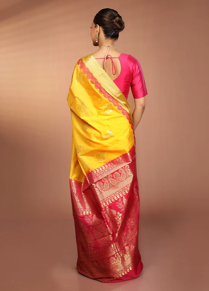 Yellow Kanjivaram Silk Saree With Blouse Piece - Image 3