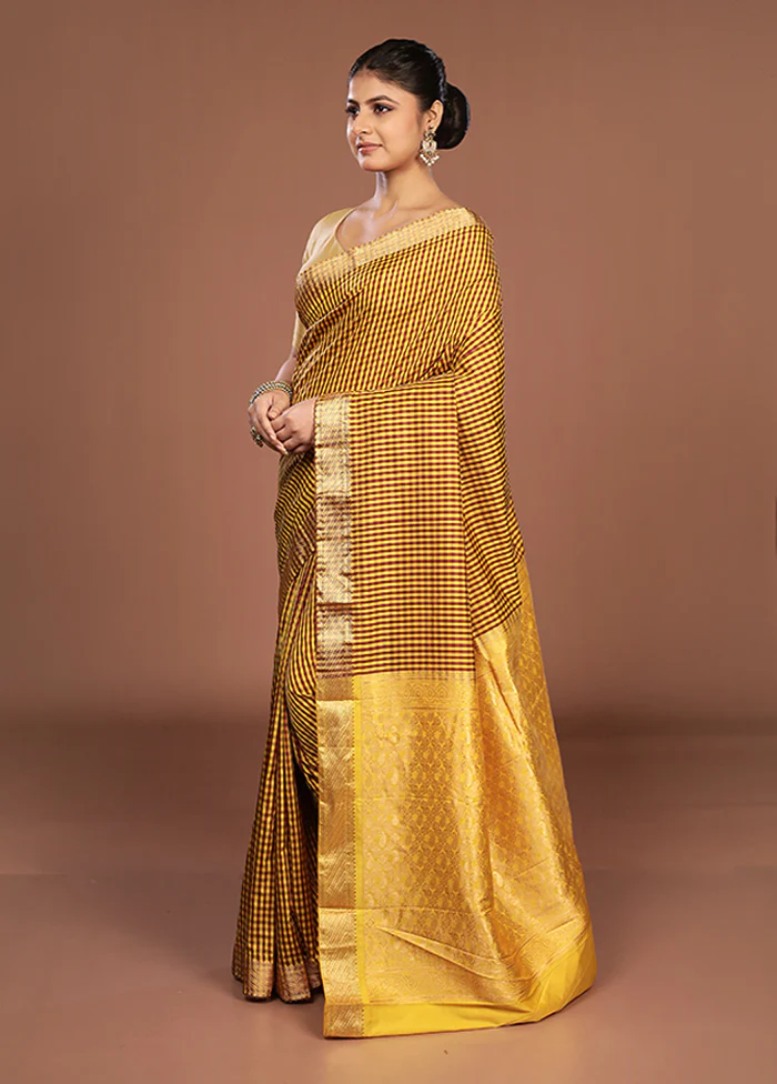 Yellow Kanjivaram Silk Saree With Blouse Piece - Image 4