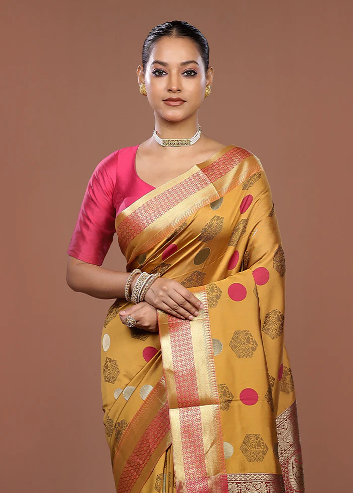Yellow Kanjivaram Silk Saree With Blouse Piece