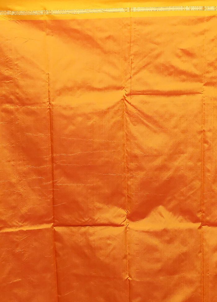 Yellow Kanjivaram Silk Saree With Blouse Piece - Image 5