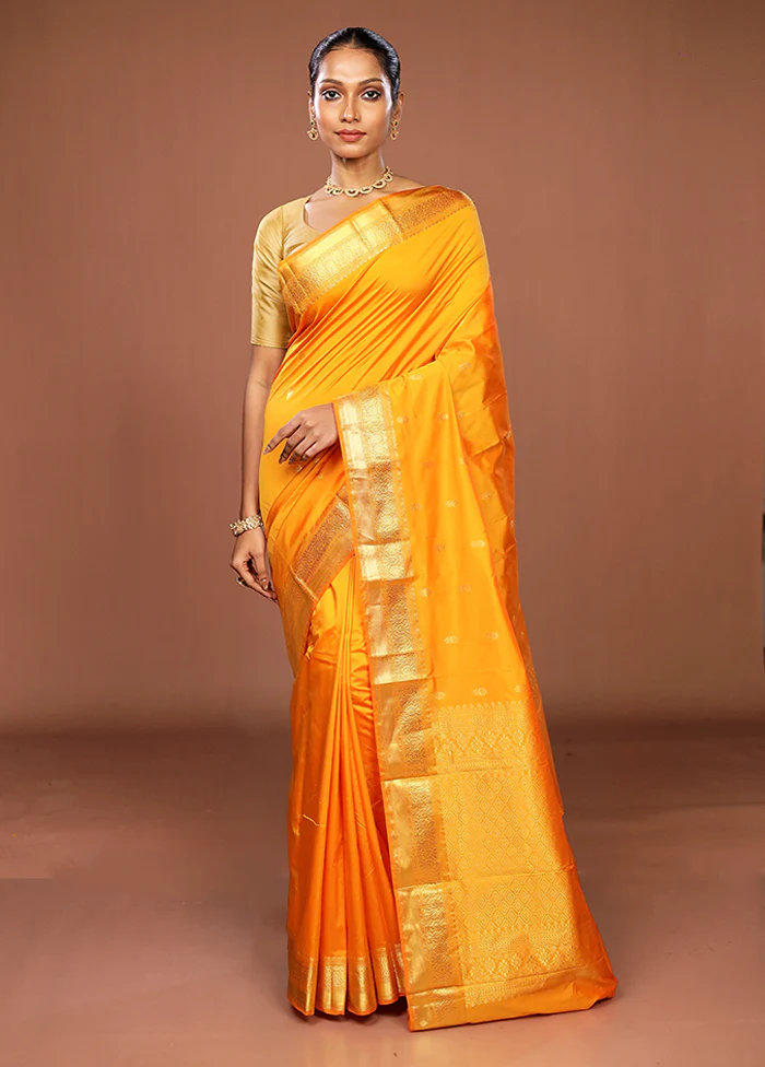 Yellow Kanjivaram Silk Saree With Blouse Piece - Image 2