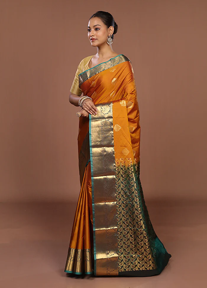 Yellow Kanjivaram Silk Saree With Blouse Piece - Image 4