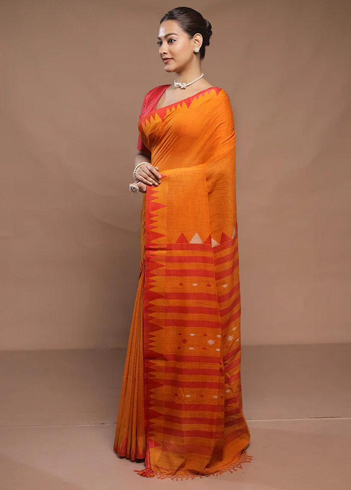 Yellow Cotton Saree With Blouse Piece - Image 4