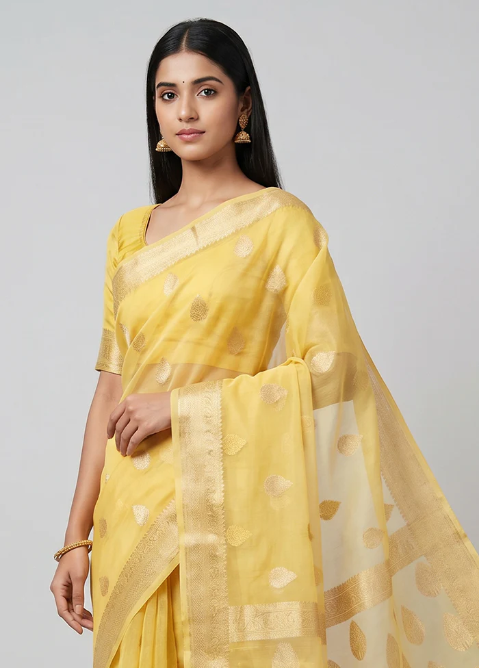 Yellow Kora Silk Saree With Blouse Piece - Image 2