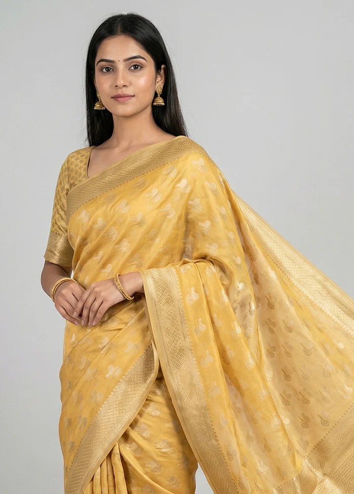 Yellow Kora Silk Saree With Blouse Piece - Image 2