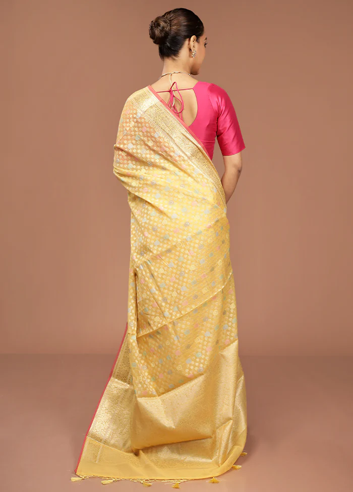 Yellow Kora Silk Saree With Blouse Piece - Image 3