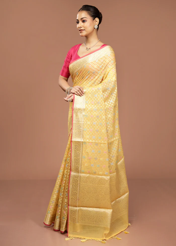 Yellow Kora Silk Saree With Blouse Piece - Image 4