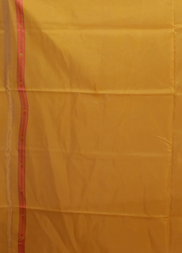 Yellow Kora Silk Saree With Blouse Piece - Image 5