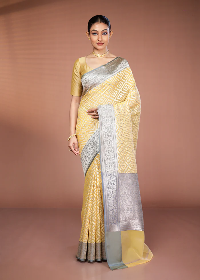Yellow Kora Silk Saree With Blouse Piece - Image 2
