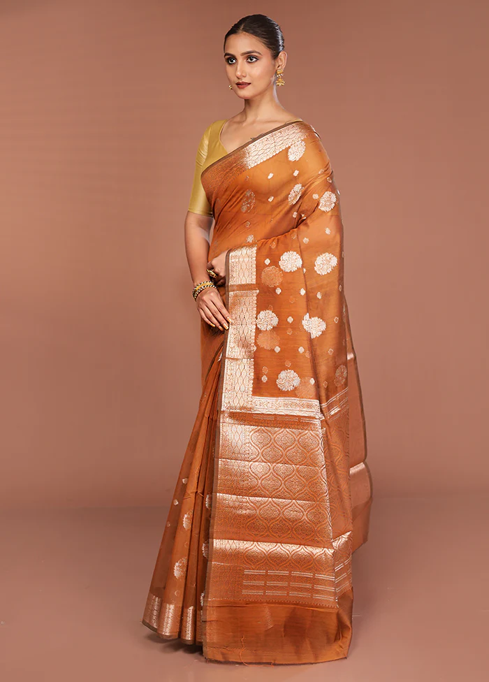 Yellow Kora Silk Saree With Blouse Piece - Image 4