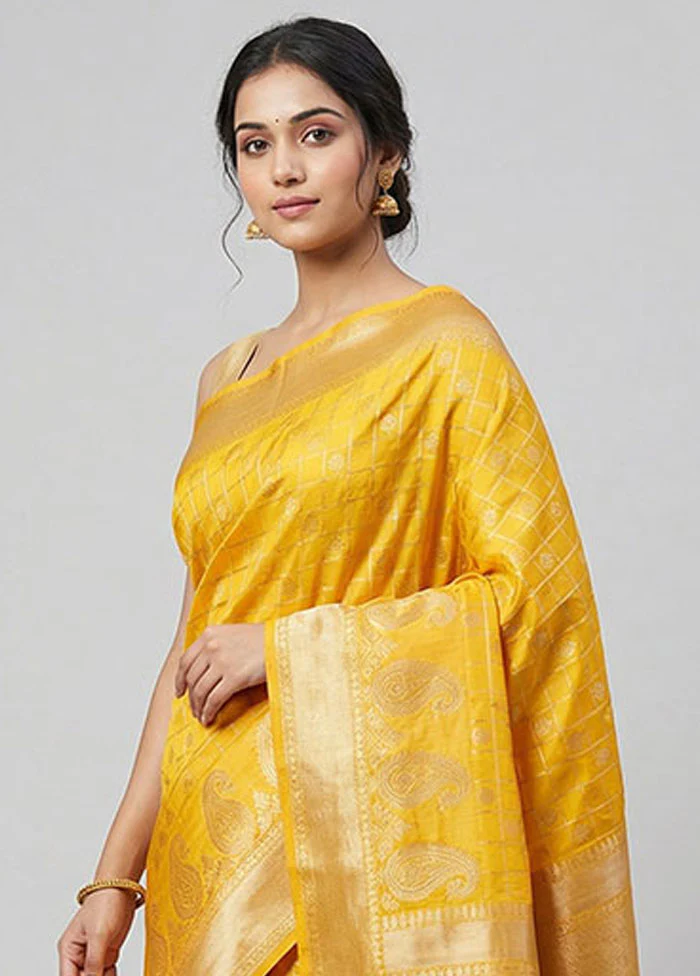 Yellow Kora Silk Saree With Blouse Piece - Image 2