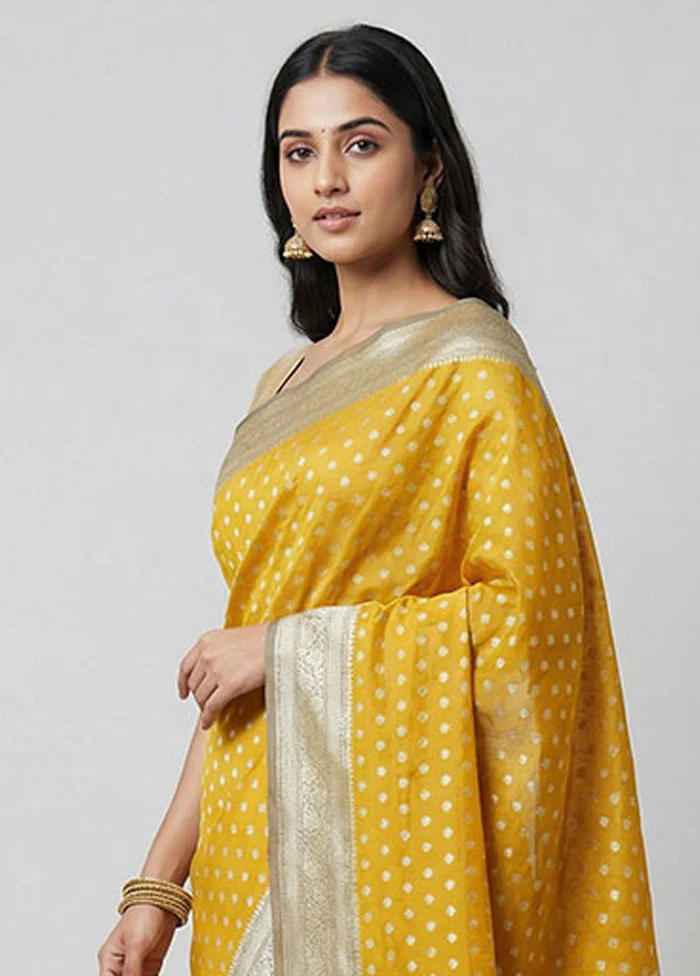 Yellow Kora Silk Saree With Blouse Piece - Image 2