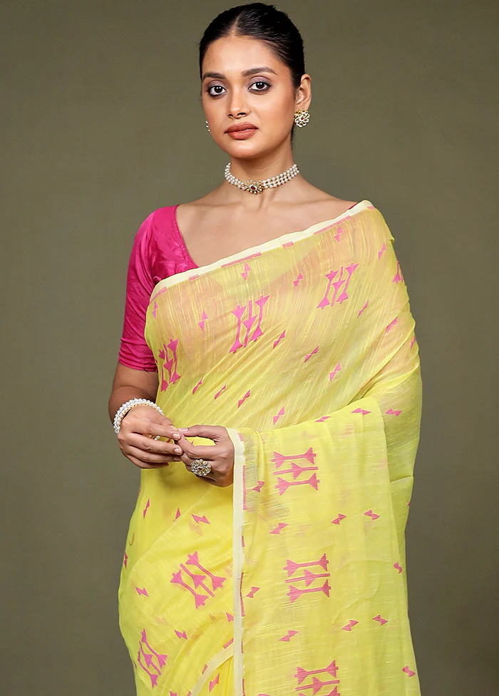 Yellow Matka Silk Saree With Blouse Piece - Image 2