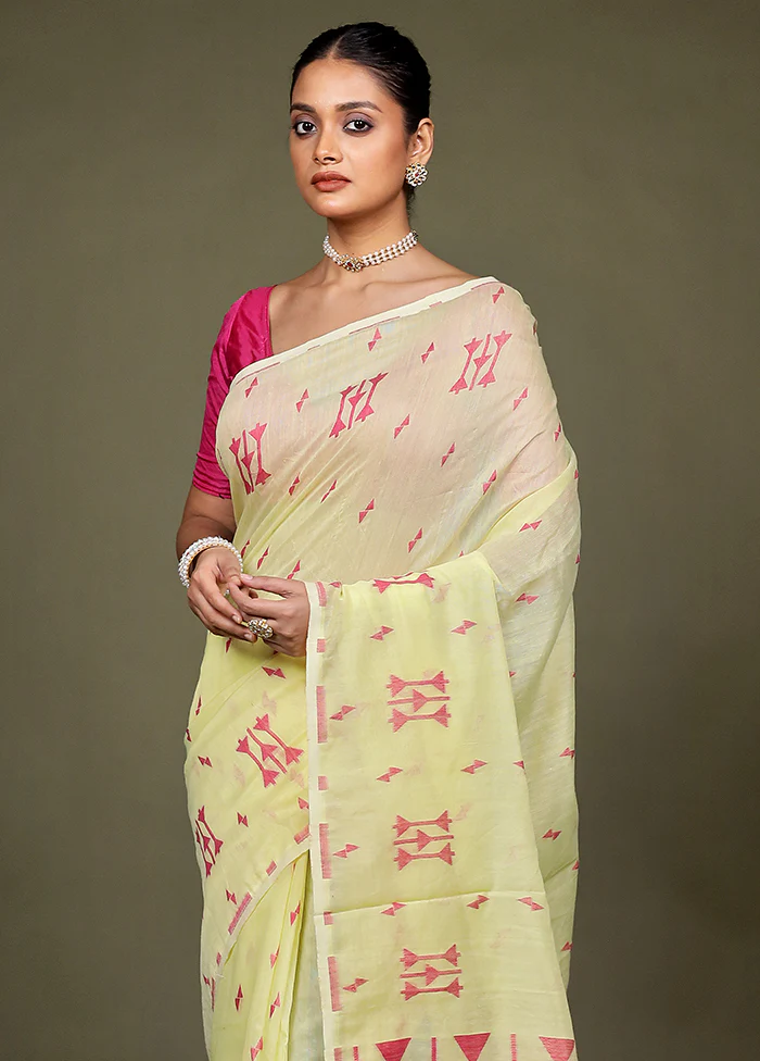 Yellow Matka Silk Saree With Blouse Piece - Image 2