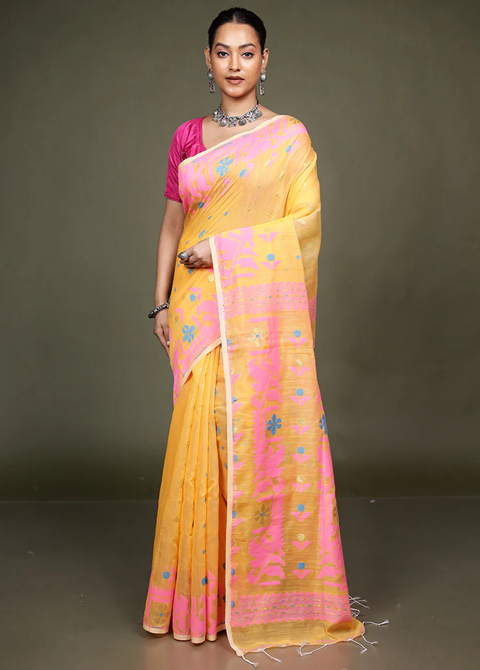 Yellow Matka Silk Saree With Blouse Piece - Image 2