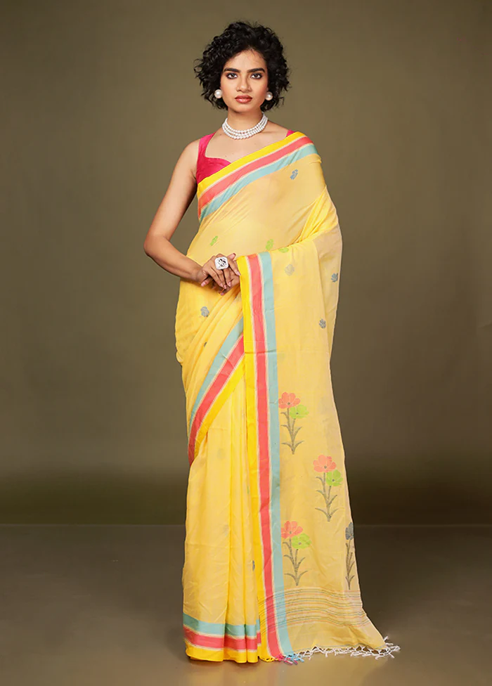 Yellow Matka Silk Saree With Blouse Piece - Image 2