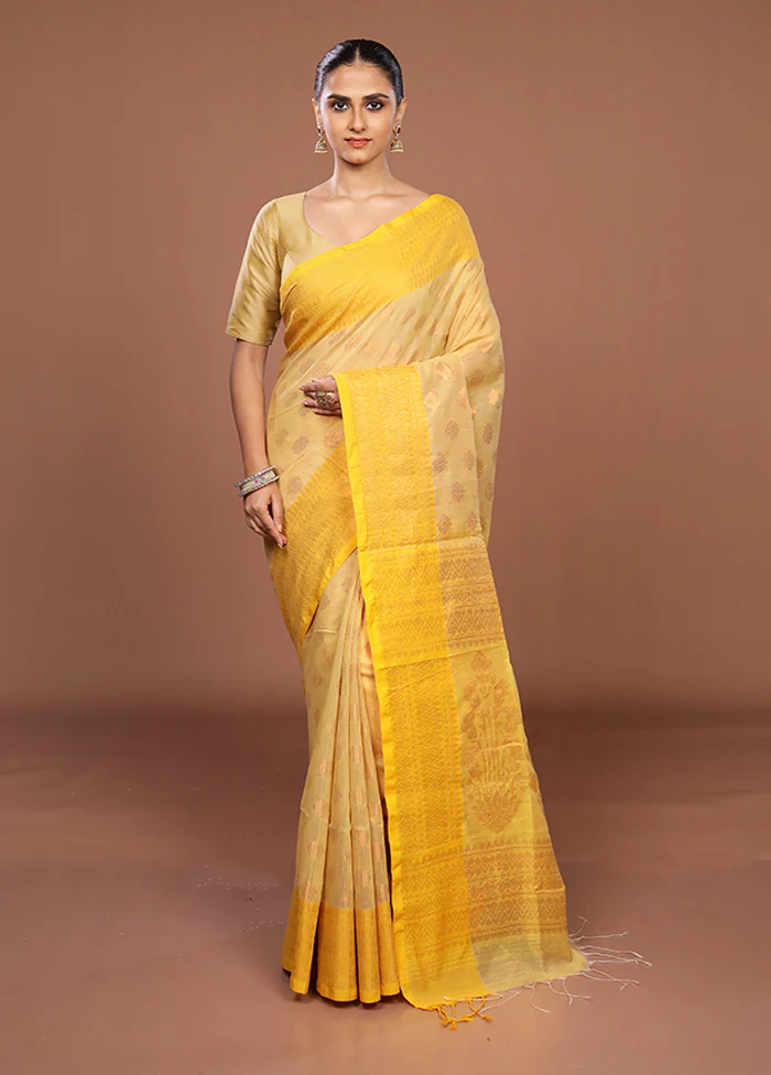 Yellow Matka Silk Saree With Blouse Piece - Image 2