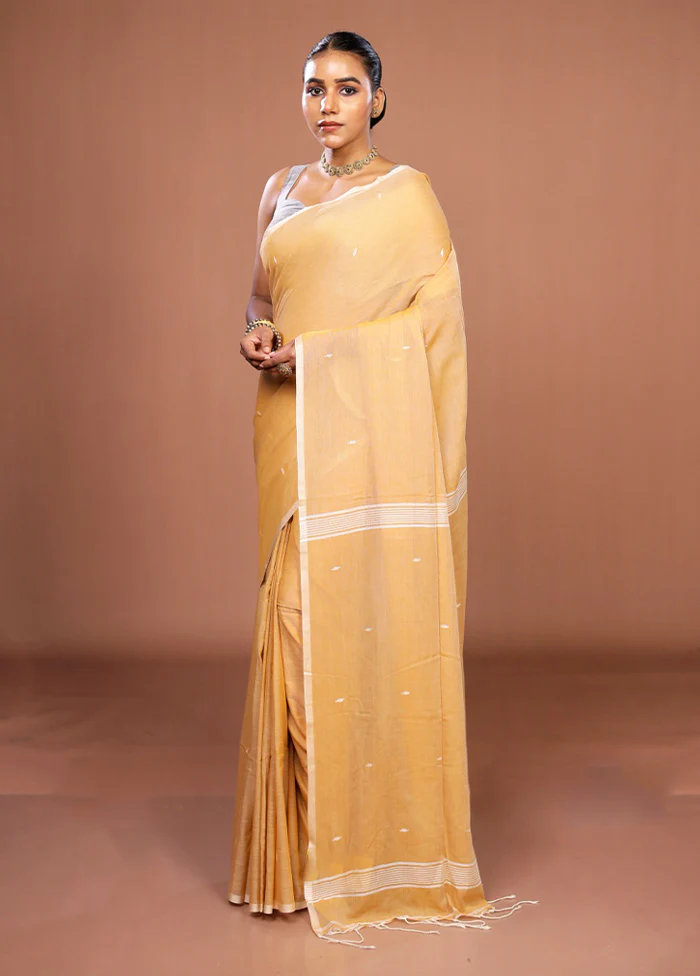 Yellow Matka Silk Saree With Blouse Piece - Image 4