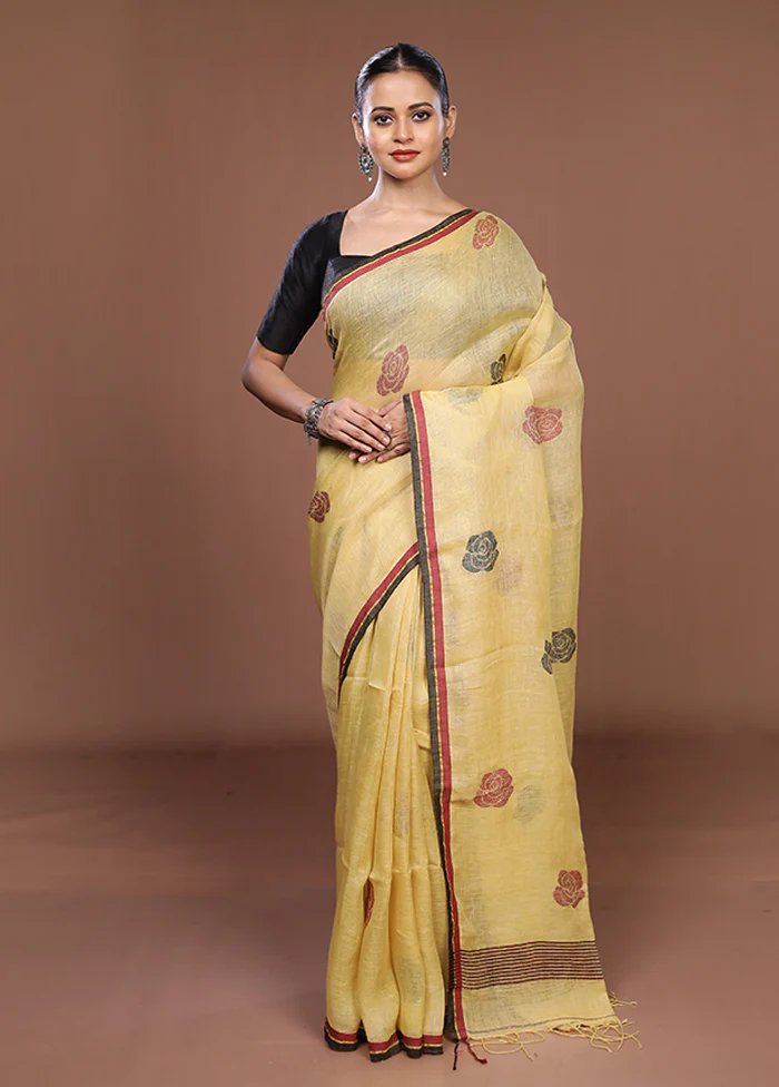 Yellow Matka Silk Saree With Blouse Piece - Image 2