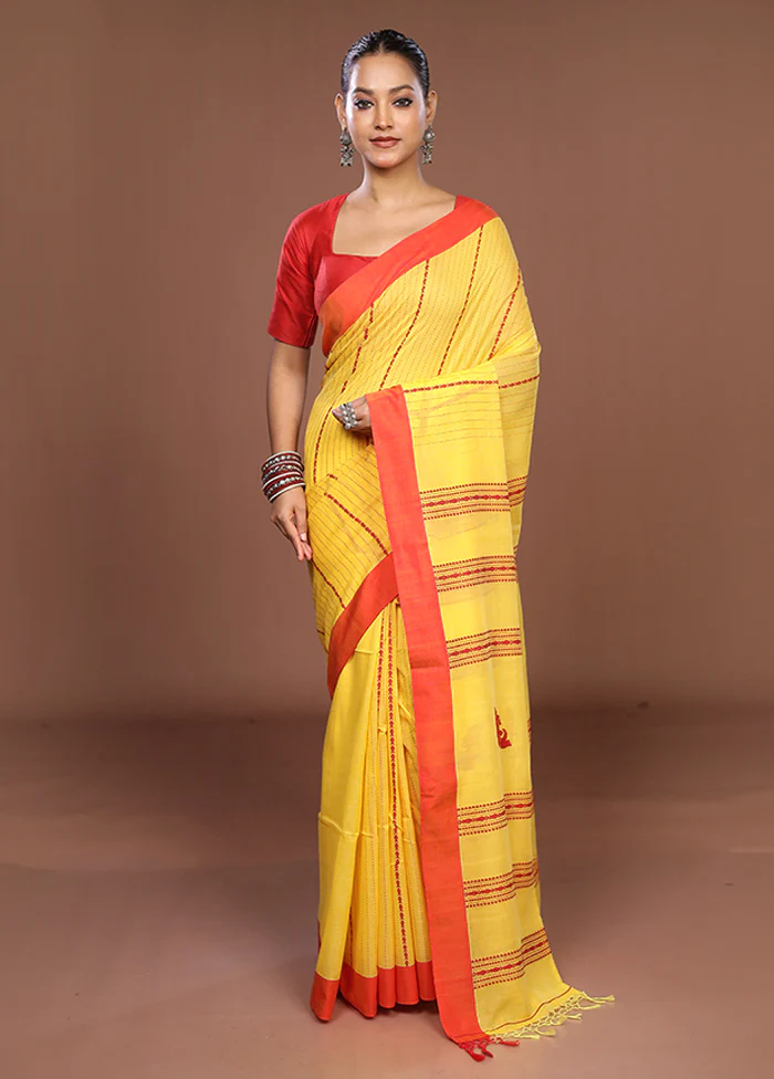 Yellow Matka Silk Saree With Blouse Piece - Image 2