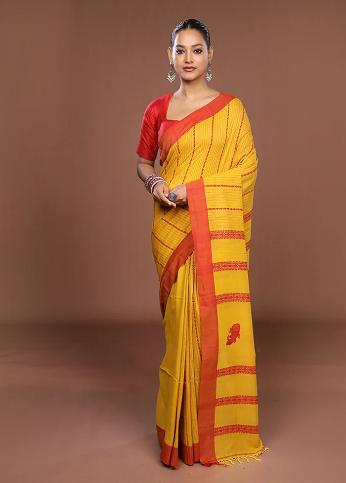 Yellow Matka Silk Saree With Blouse Piece - Image 2