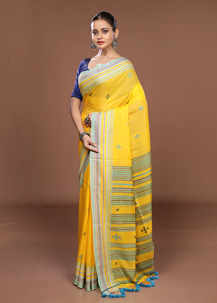 Yellow Matka Silk Saree With Blouse Piece - Image 4