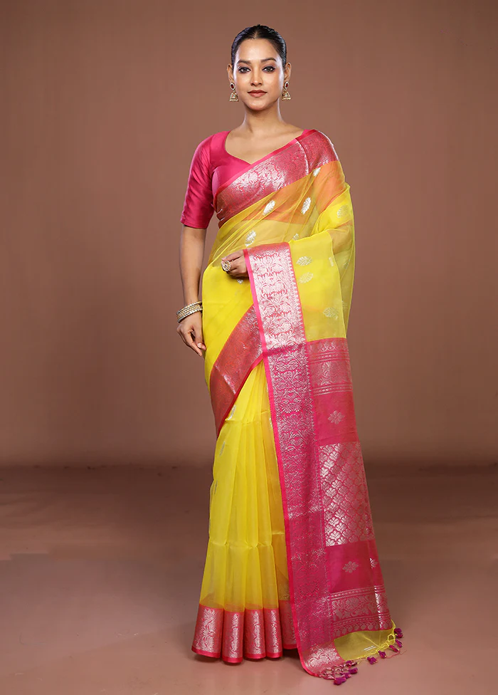 Yellow Matka Silk Saree With Blouse Piece - Image 2