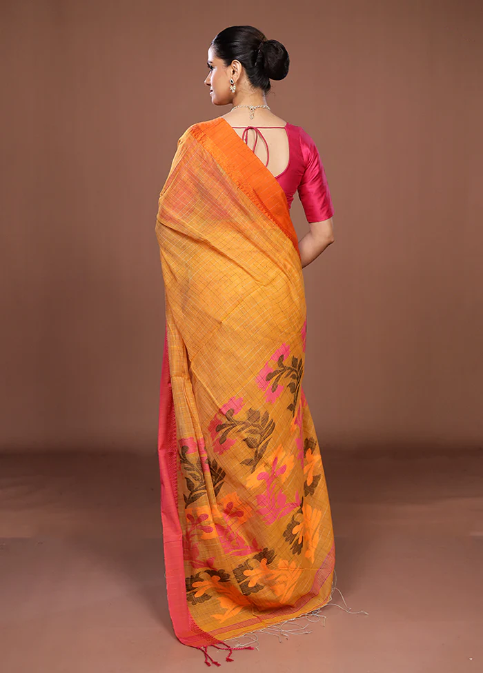 Yellow Matka Silk Saree With Blouse Piece - Image 3