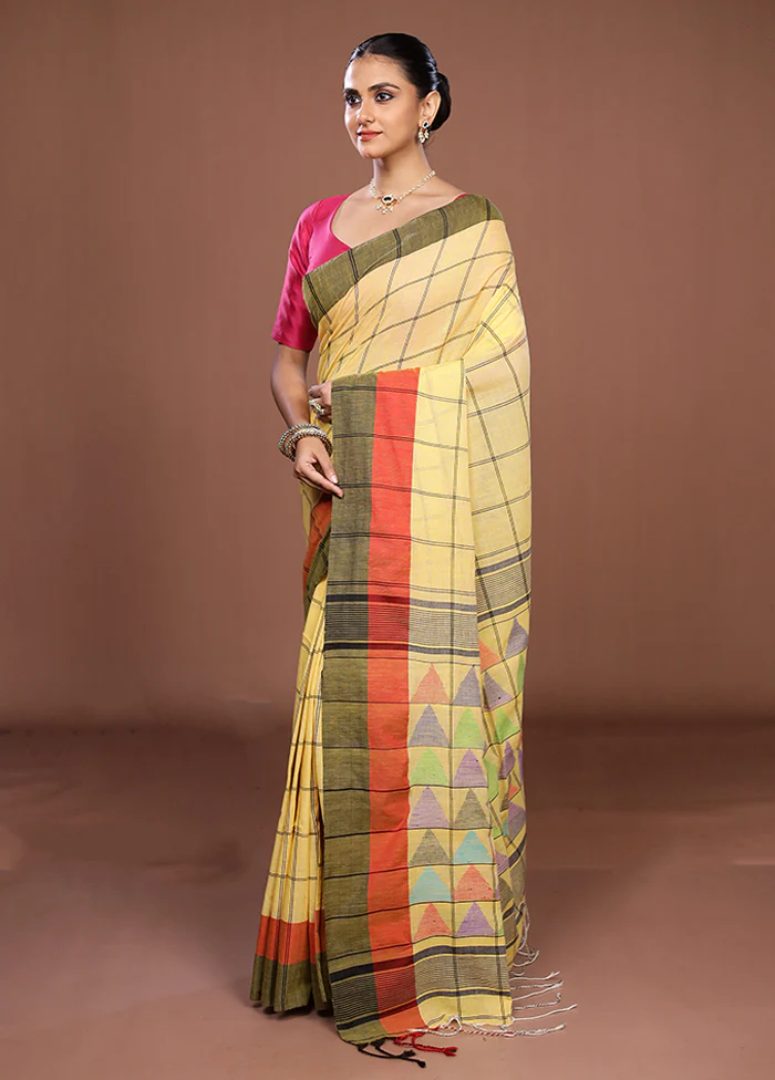 Yellow Matka Silk Saree With Blouse Piece - Image 4
