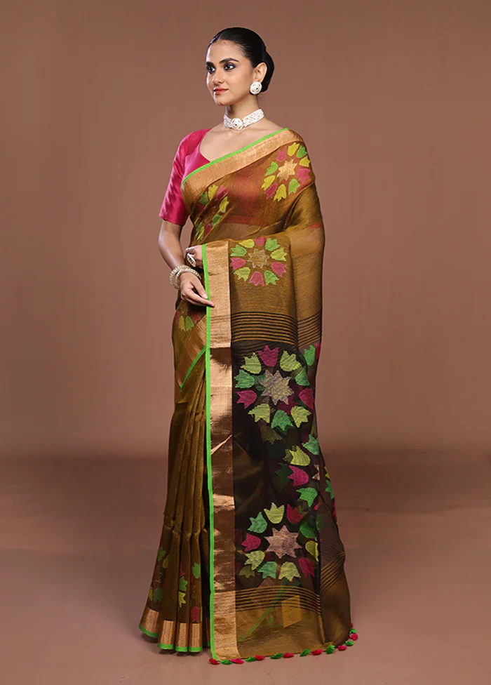 Yellow Matka Silk Saree With Blouse Piece - Image 4