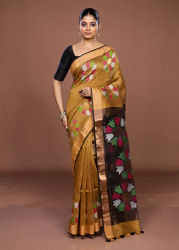 Yellow Matka Silk Saree With Blouse Piece - Image 2