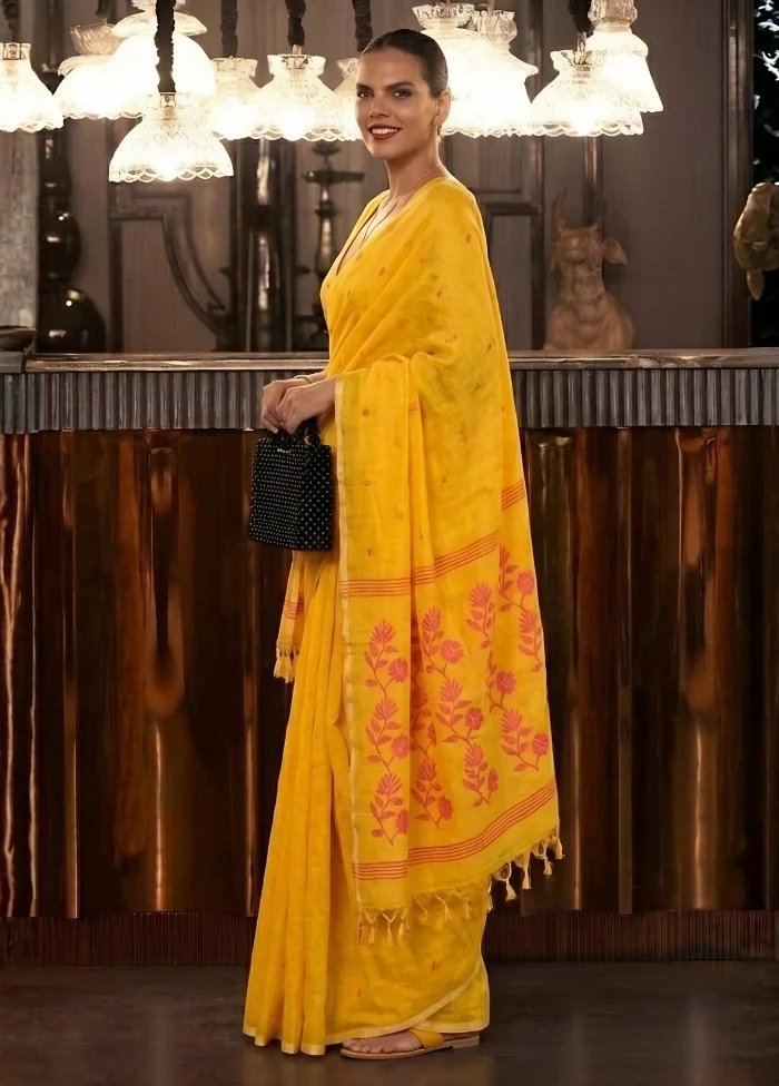 Yellow Matka Silk Saree With Blouse Piece - Image 4