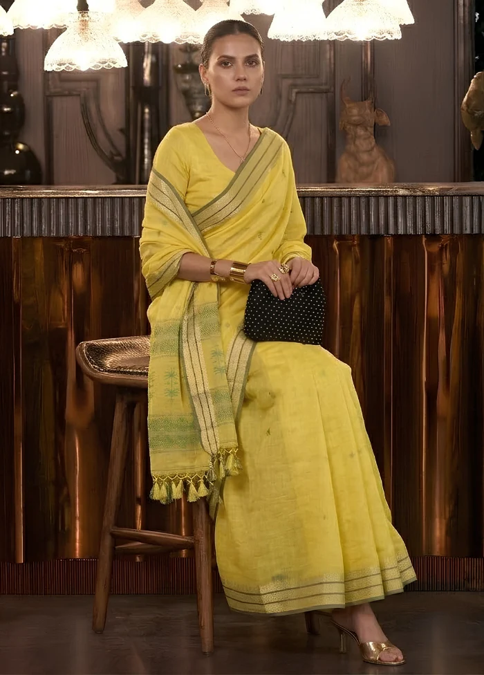 Yellow Matka Silk Saree With Blouse Piece - Image 3