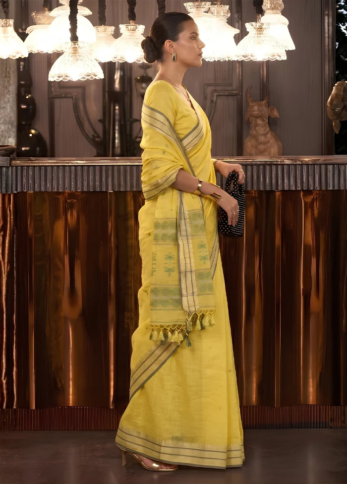 Yellow Matka Silk Saree With Blouse Piece - Image 4