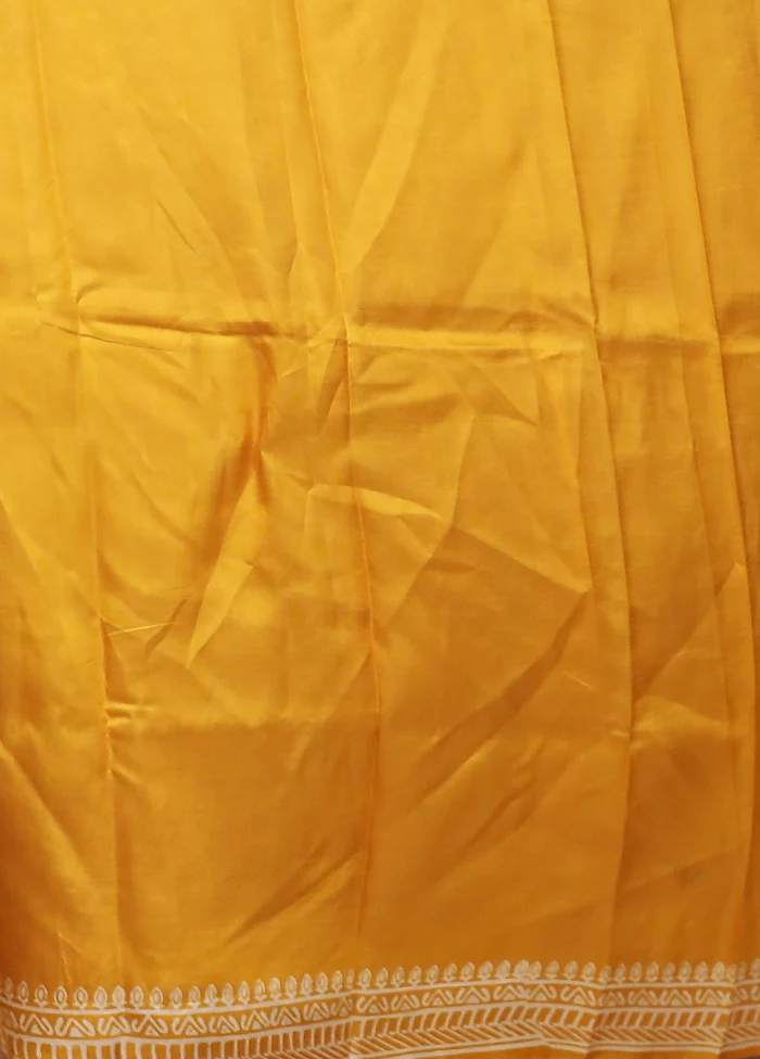 Yellow Printed Pure Silk Saree Without Blouse Piece - Image 5